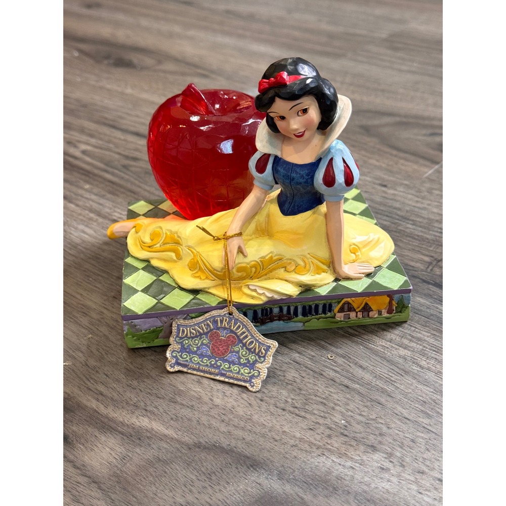 Jim Shore Disney Figurine 4.8in Snow White Collectible Anniversary Shelf Decor